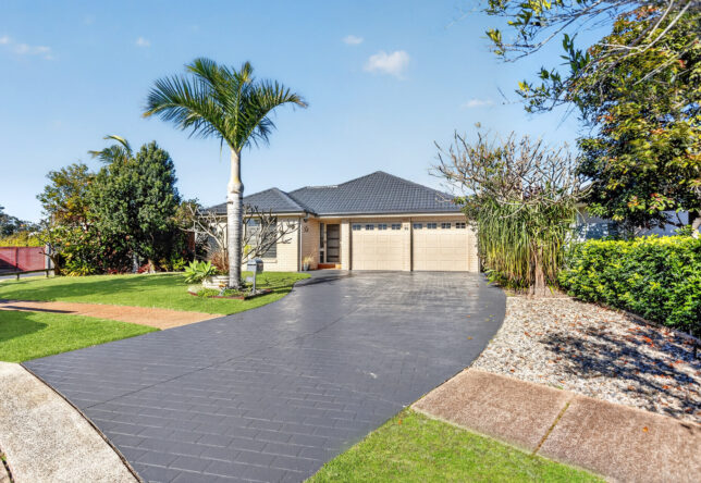 83 Leeward Circuit, Tea Gardens, NSW 2324