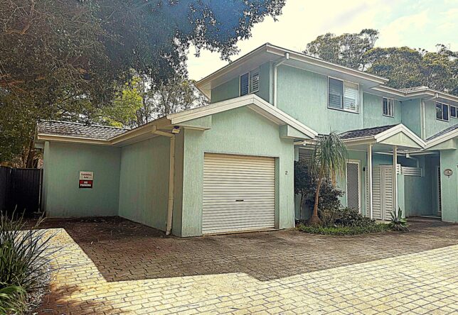 2/15 Coorilla Street, Hawks Nest, NSW 2324